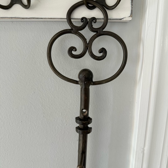 Large Metal Key To My Heart - Picture 6 of 7